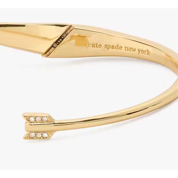 Kate Spade NEW Lovestruck Heart And Arrow Hinged Cuff bracelet - Picture 4 of 5